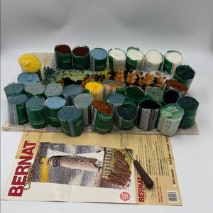 Rug Yarn Acrylic Pre-Cut Multi-Neutral Color Latch Hook Craft Lot of 31 Bouquet